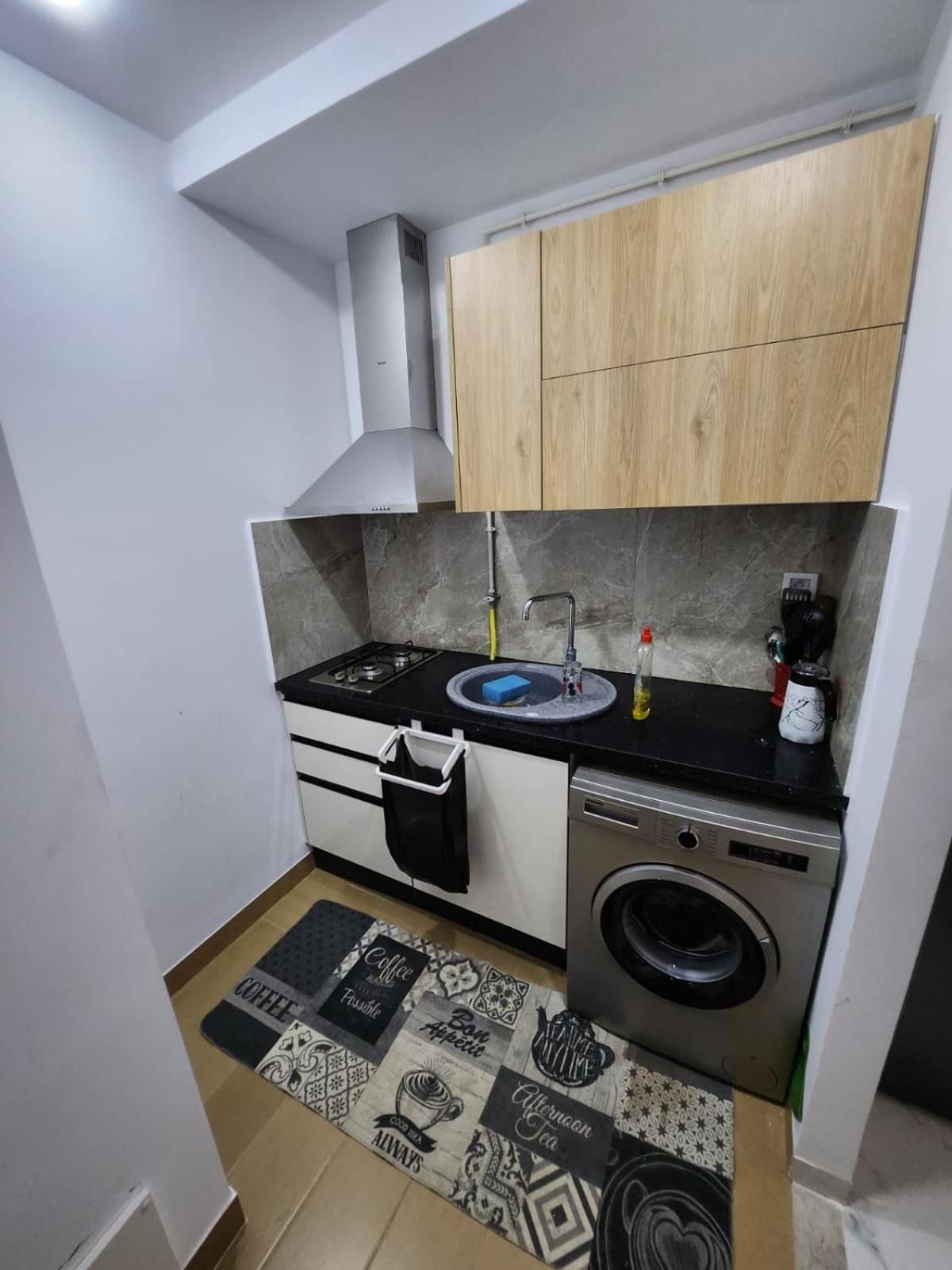 Elegant S1 Meuble Garde A Ariana -Tunis Apartman Kültér fotó