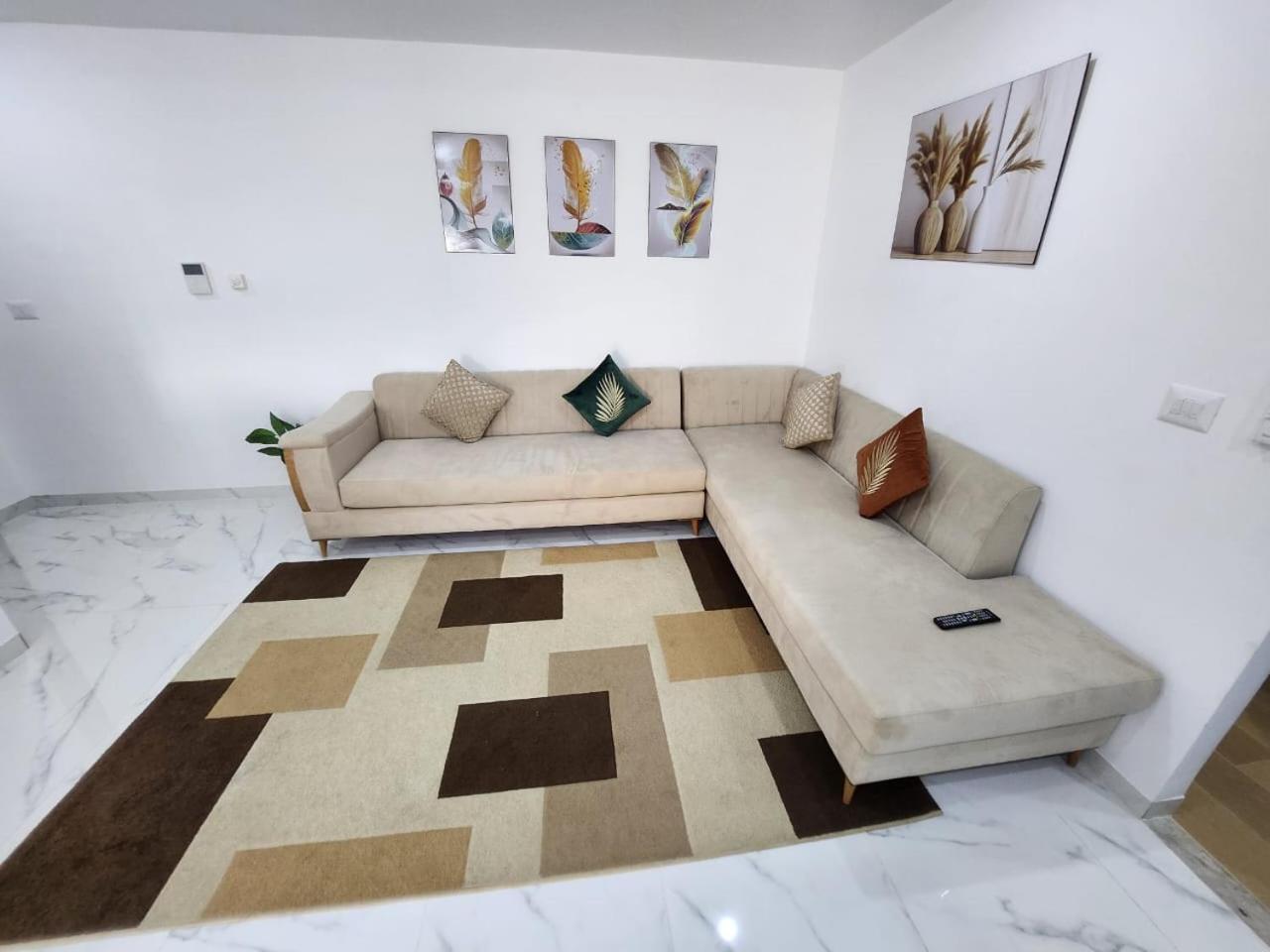 Elegant S1 Meuble Garde A Ariana -Tunis Apartman Kültér fotó