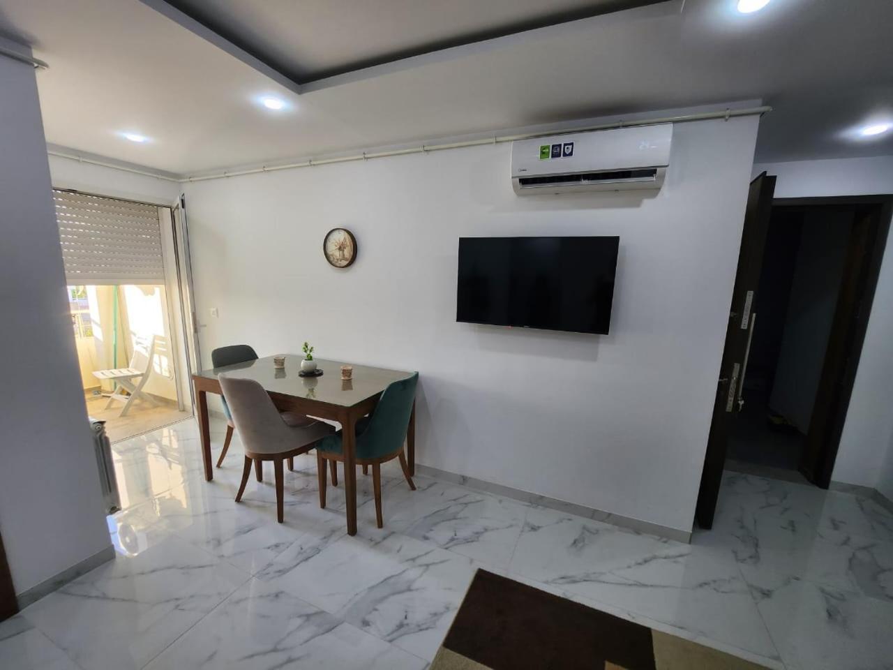 Elegant S1 Meuble Garde A Ariana -Tunis Apartman Kültér fotó